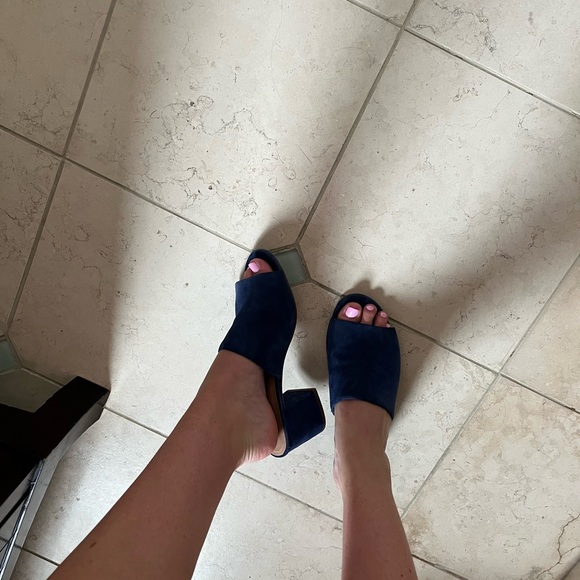 Halogen Sandals - Picture 3 of 3